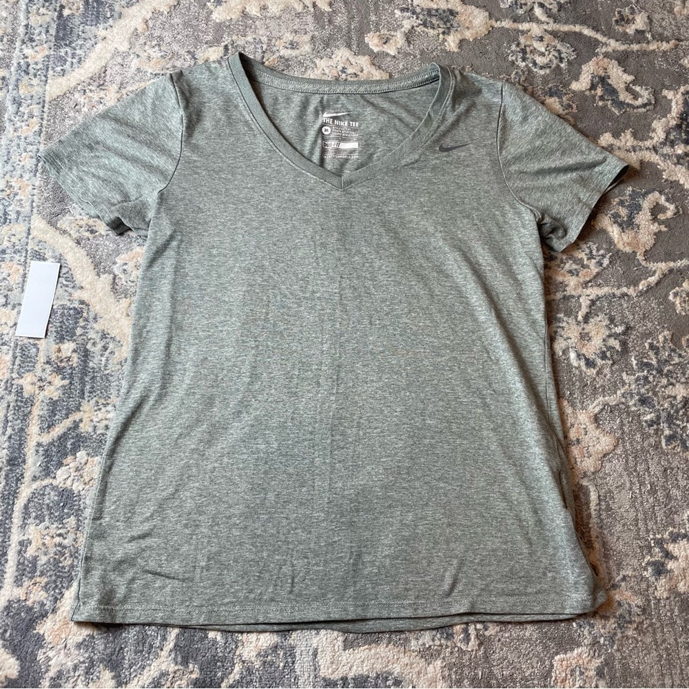 Nike Gray Fitted Short Sleeve T-Shirt